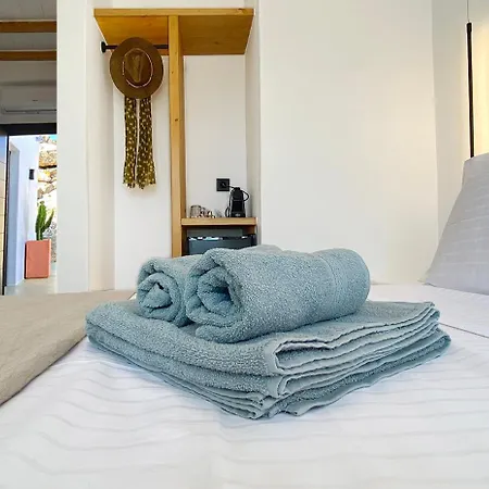Charma Mykonos *