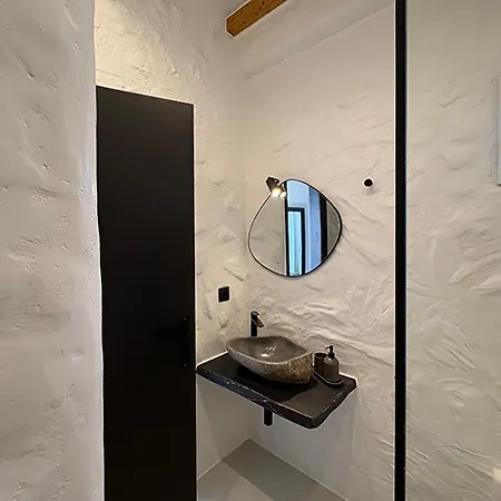 Charma Mykonos *